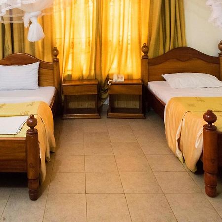 Palm World Hotels Mbarara Luaran gambar