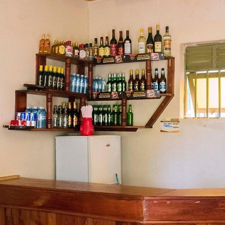 Palm World Hotels Mbarara Luaran gambar