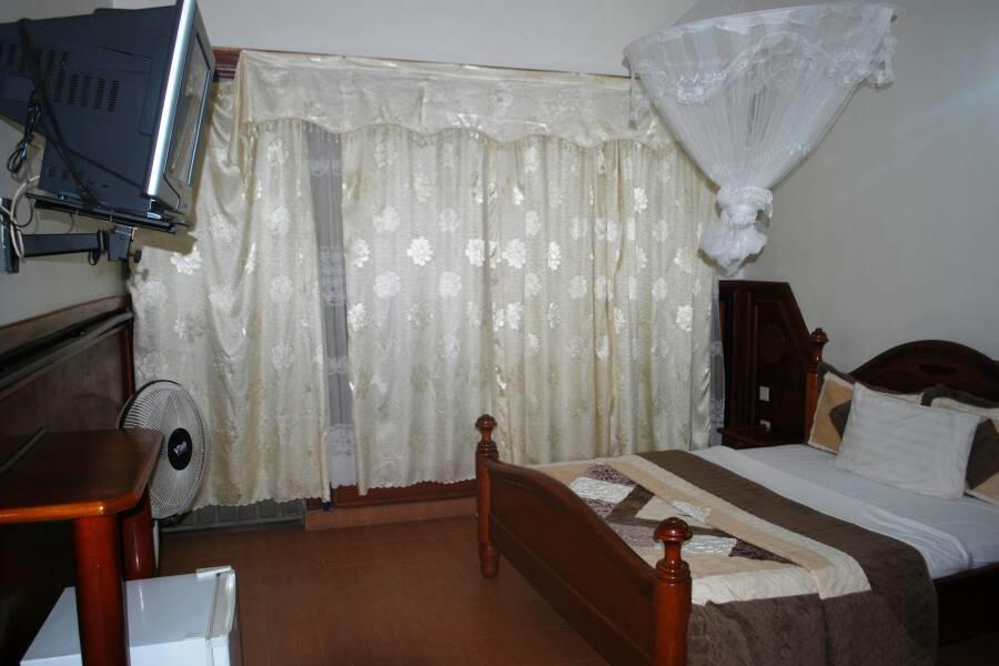 Palm World Hotels Mbarara Luaran gambar